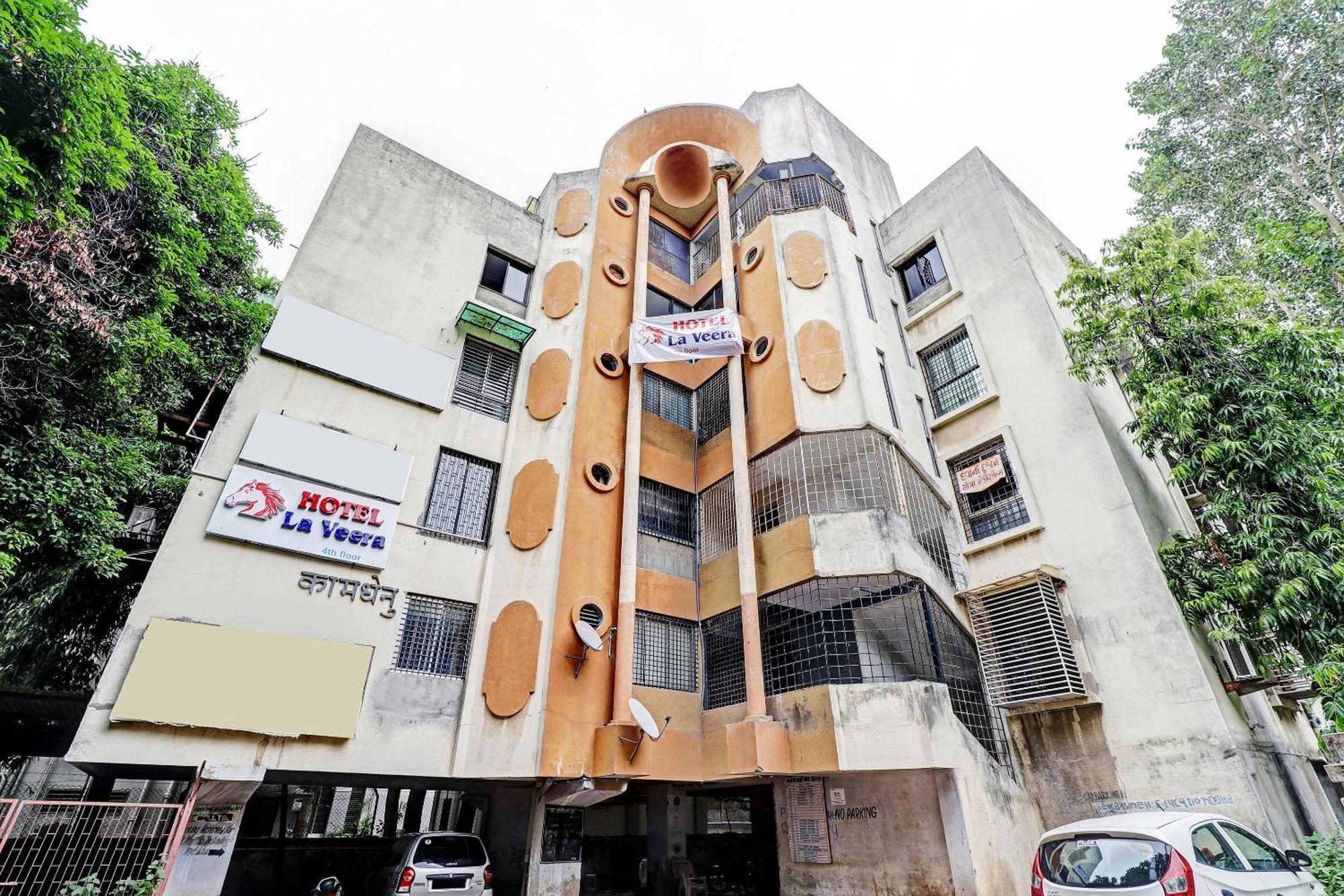 Hotel O La Veera Ahmedabad Exterior foto